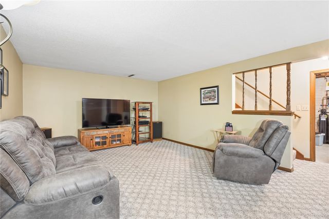 3435 25th Avenue, Marion, IA 52302