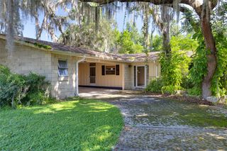 10 SPRING LAKE WAY, Ocala, FL 34472