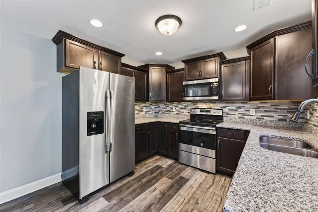 1880 Rains Road, Clarksville, TN 37042