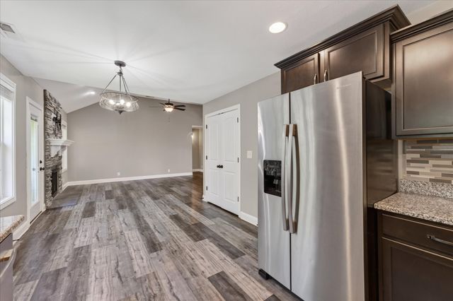 1880 Rains Road, Clarksville, TN 37042