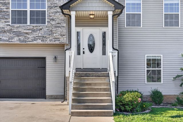 1880 Rains Road, Clarksville, TN 37042