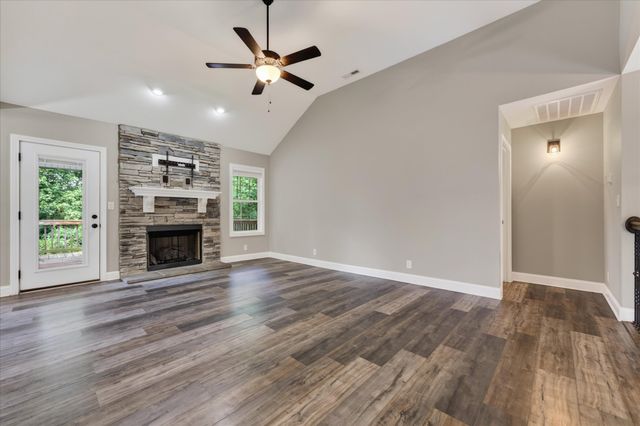 1880 Rains Road, Clarksville, TN 37042