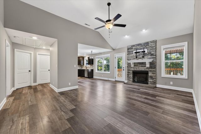 1880 Rains Road, Clarksville, TN 37042