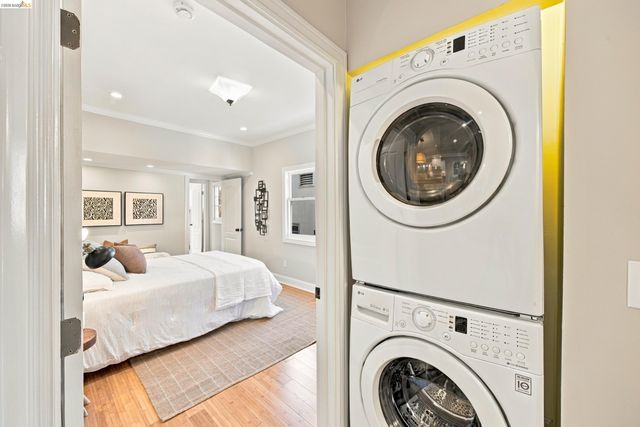 5056 Fairfax Ave, Oakland, CA 94601