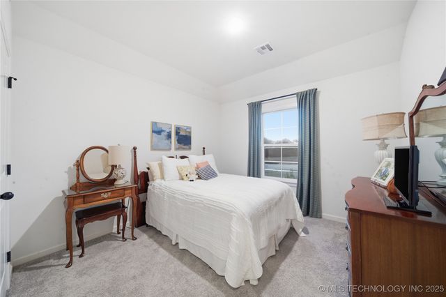 14145 S College Avenue, Bixby, OK 74008