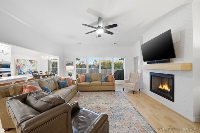 14145 S College Avenue, Bixby, OK 74008