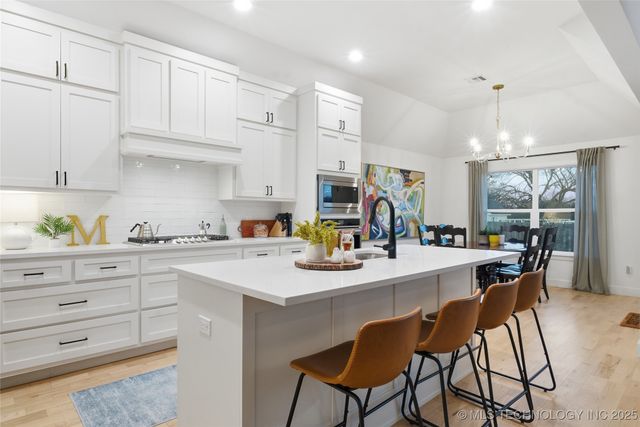 14145 S College Avenue, Bixby, OK 74008