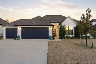 14145 S College Avenue, Bixby, OK 74008