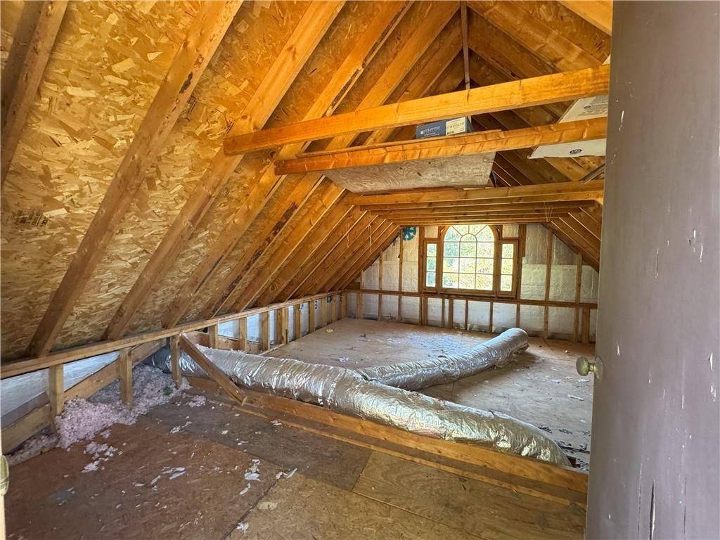 Image 38 of property listing at 6708 Bass Circle, Buford, GA 30518