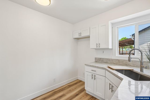 2360 Townsend Wy SE, Salem, OR 97301