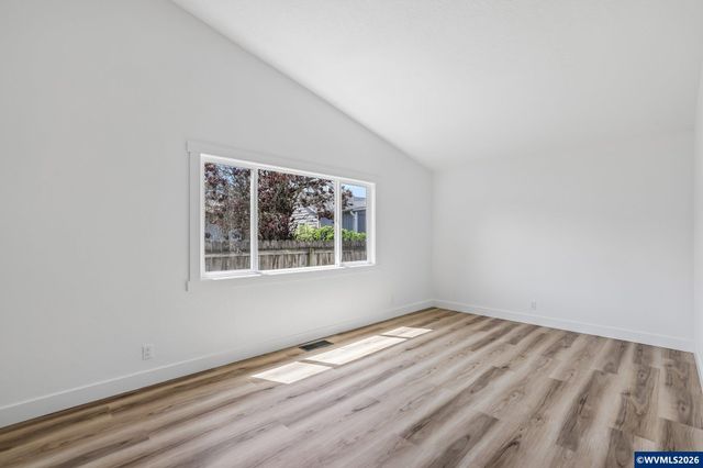 2360 Townsend Wy SE, Salem, OR 97301