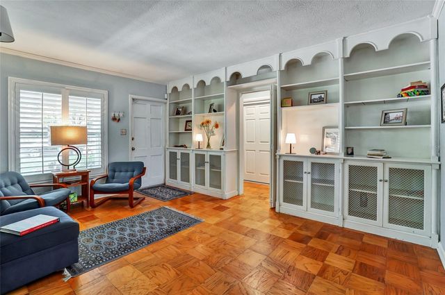 2403 S CHURCH AVENUE, Tampa, FL 33629