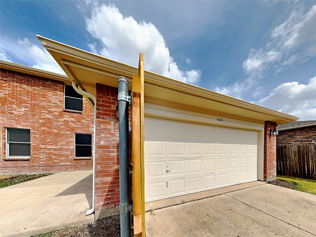 1405 Evergreen Street, Royse City, TX 75189