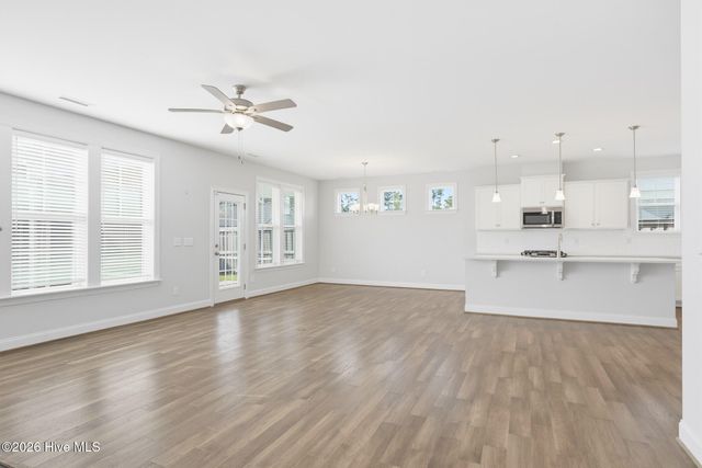 13 Meon Lane, Hampstead, NC 28443