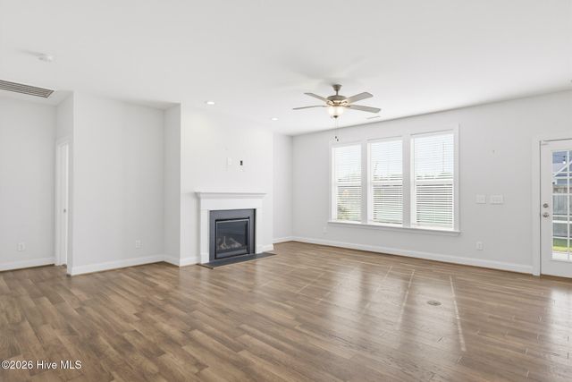 13 Meon Lane, Hampstead, NC 28443