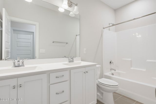13 Meon Lane, Hampstead, NC 28443