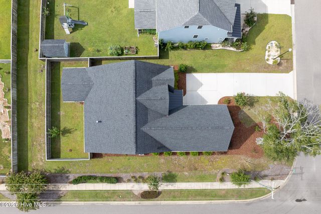 13 Meon Lane, Hampstead, NC 28443