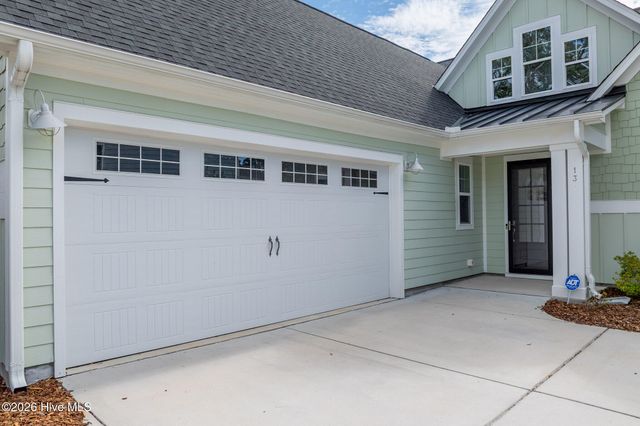 13 Meon Lane, Hampstead, NC 28443