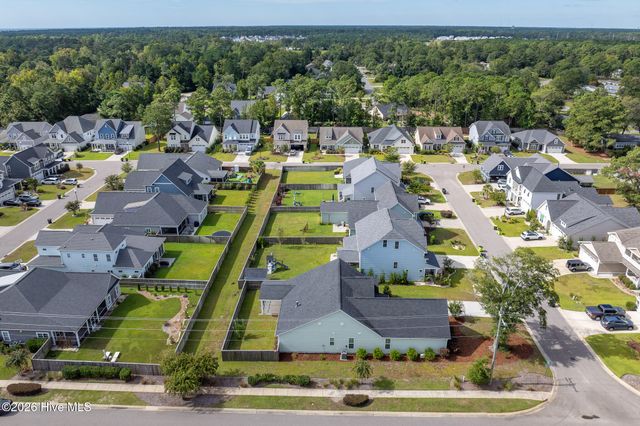 13 Meon Lane, Hampstead, NC 28443