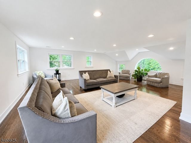 50 Mountain Ave, Warren Twp., NJ 07059