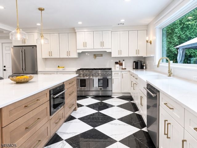 50 Mountain Ave, Warren Twp., NJ 07059