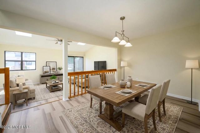 213 Longwood Drive 21-3, Englishtown, NJ 07726
