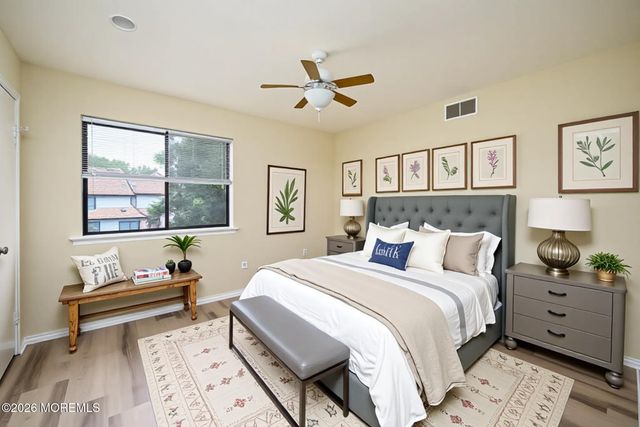 213 Longwood Drive 21-3, Englishtown, NJ 07726