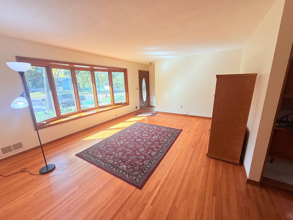 3890 Hill Avenue, White Bear Lake, MN 55110 — photo 2