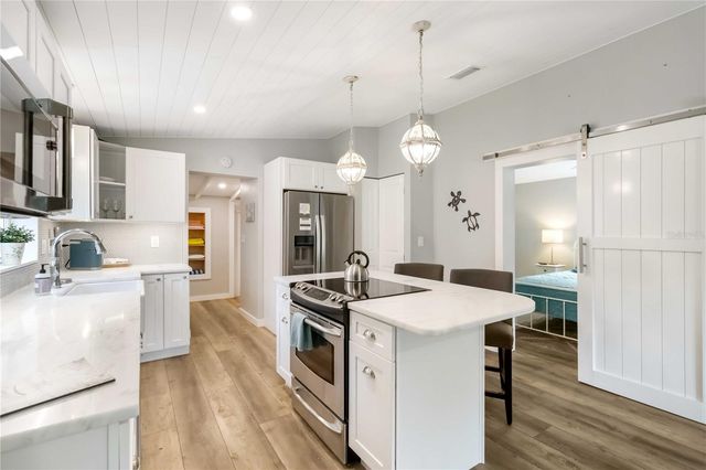 2537 ASHTON ROAD, Sarasota, FL 34231