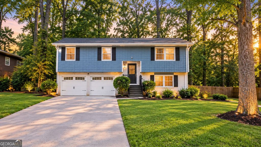 5902 Christopher Lane, Lithonia, GA 30058 — exterior