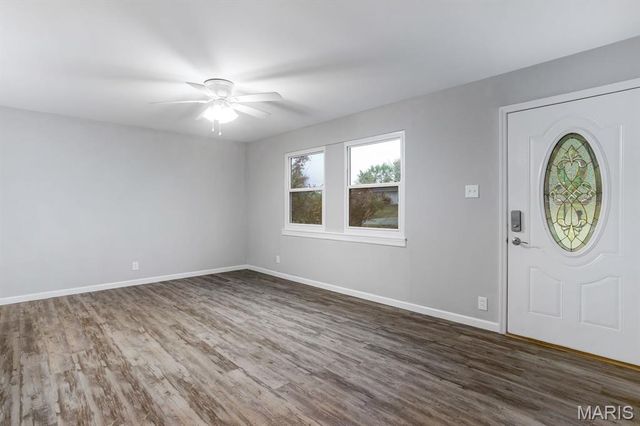 108 Hillsdale Drive, Ballwin, MO 63011