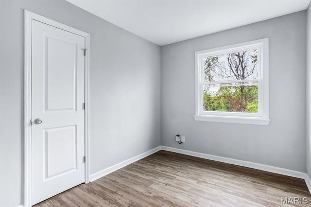 108 Hillsdale Drive, Ballwin, MO 63011