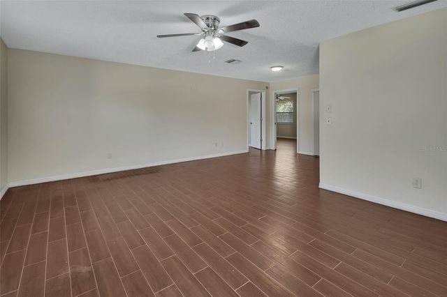 552 S ANNAPOLIS DRIVE, Deltona, FL 32725