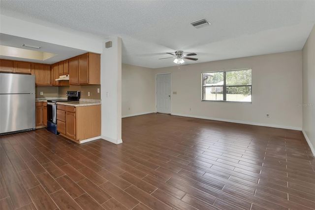 552 S ANNAPOLIS DRIVE, Deltona, FL 32725