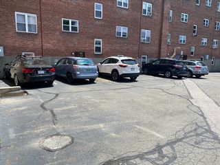 2012 Commonwealth 1D, Boston, MA 02135