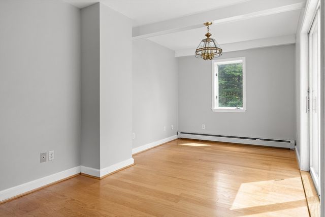 865 Salem St, Groveland, MA 01834
