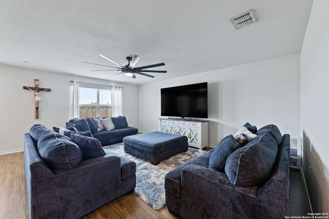 12134 Jimmer Cv, San Antonio, TX 78221