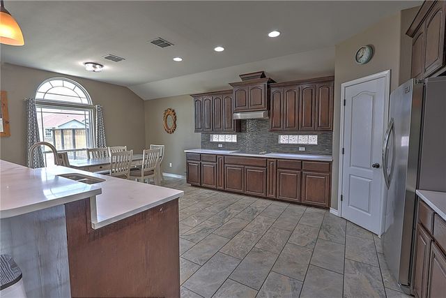 3814 Truxton Dr, Corpus Christi, TX 78414