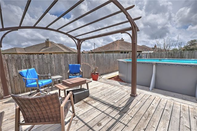 3814 Truxton Dr, Corpus Christi, TX 78414