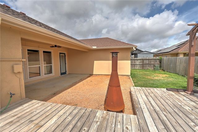 3814 Truxton Dr, Corpus Christi, TX 78414