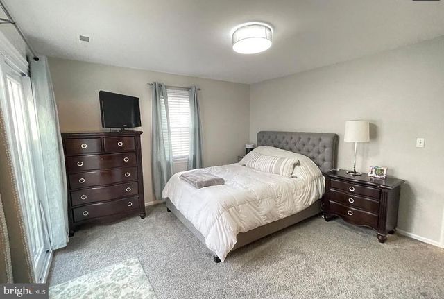 125 UPPER VALLEY LN, Newark, DE 19711
