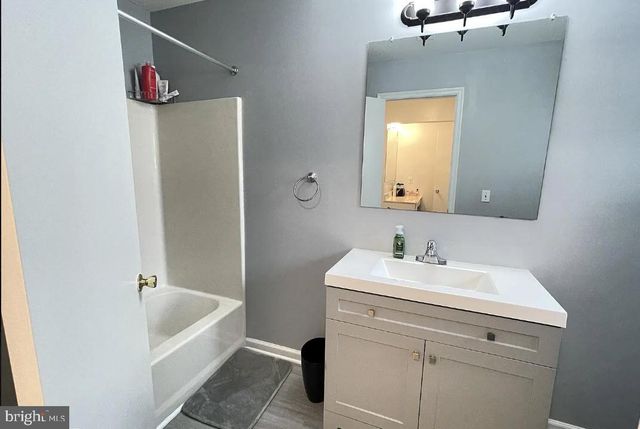 125 UPPER VALLEY LN, Newark, DE 19711