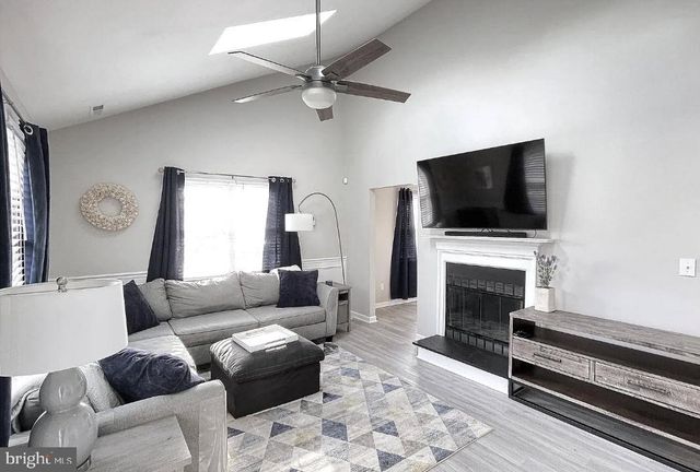 125 UPPER VALLEY LN, Newark, DE 19711