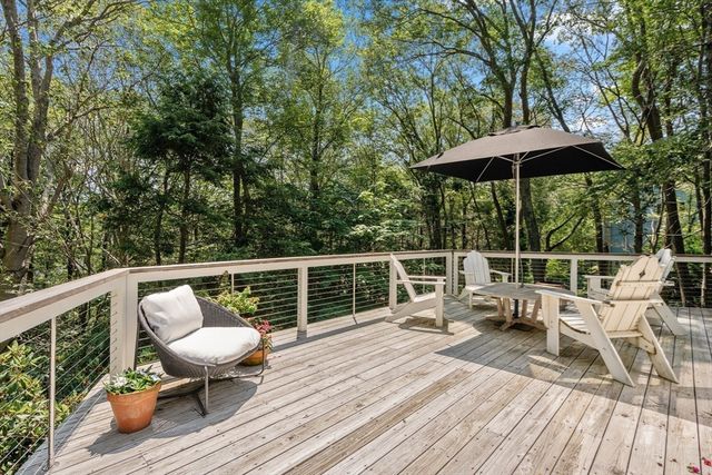 17 Woodcrest Rd., Manchester, MA 01944