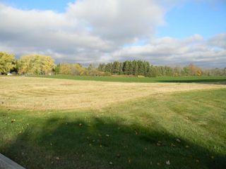 NAVARINO STREET, Algoma, WI 54201