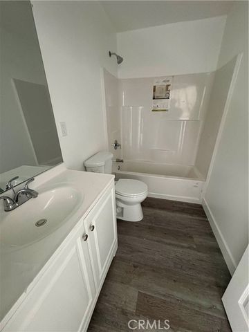 240 W N, Colton, CA 92324