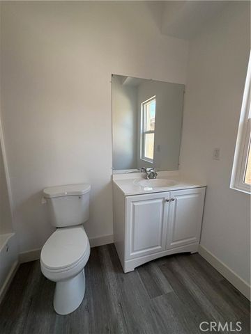 240 W N, Colton, CA 92324