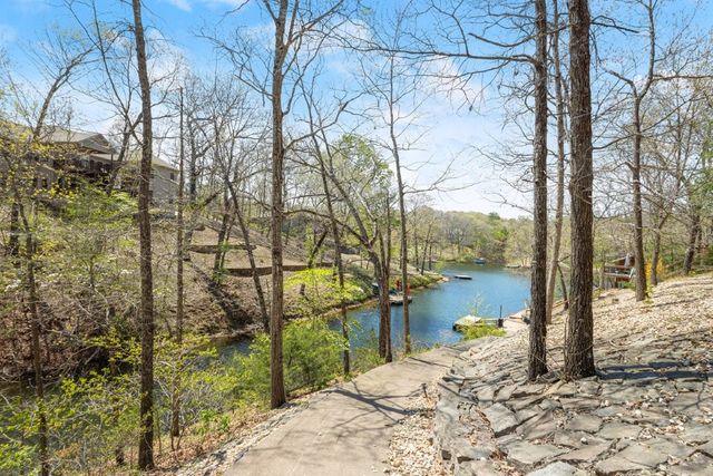 1 Fleming Circle, Bella Vista, AR 72714