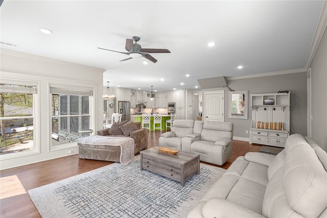 1 Fleming Circle, Bella Vista, AR 72714