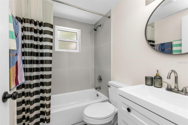 1032 ELAINE STREET, Venice, FL 34285